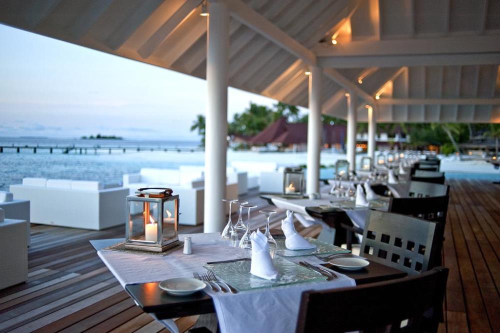 content/hotel/Diamonds Thudufushi Island/Dining/DiamondsThudufushi-Dining-03.jpg